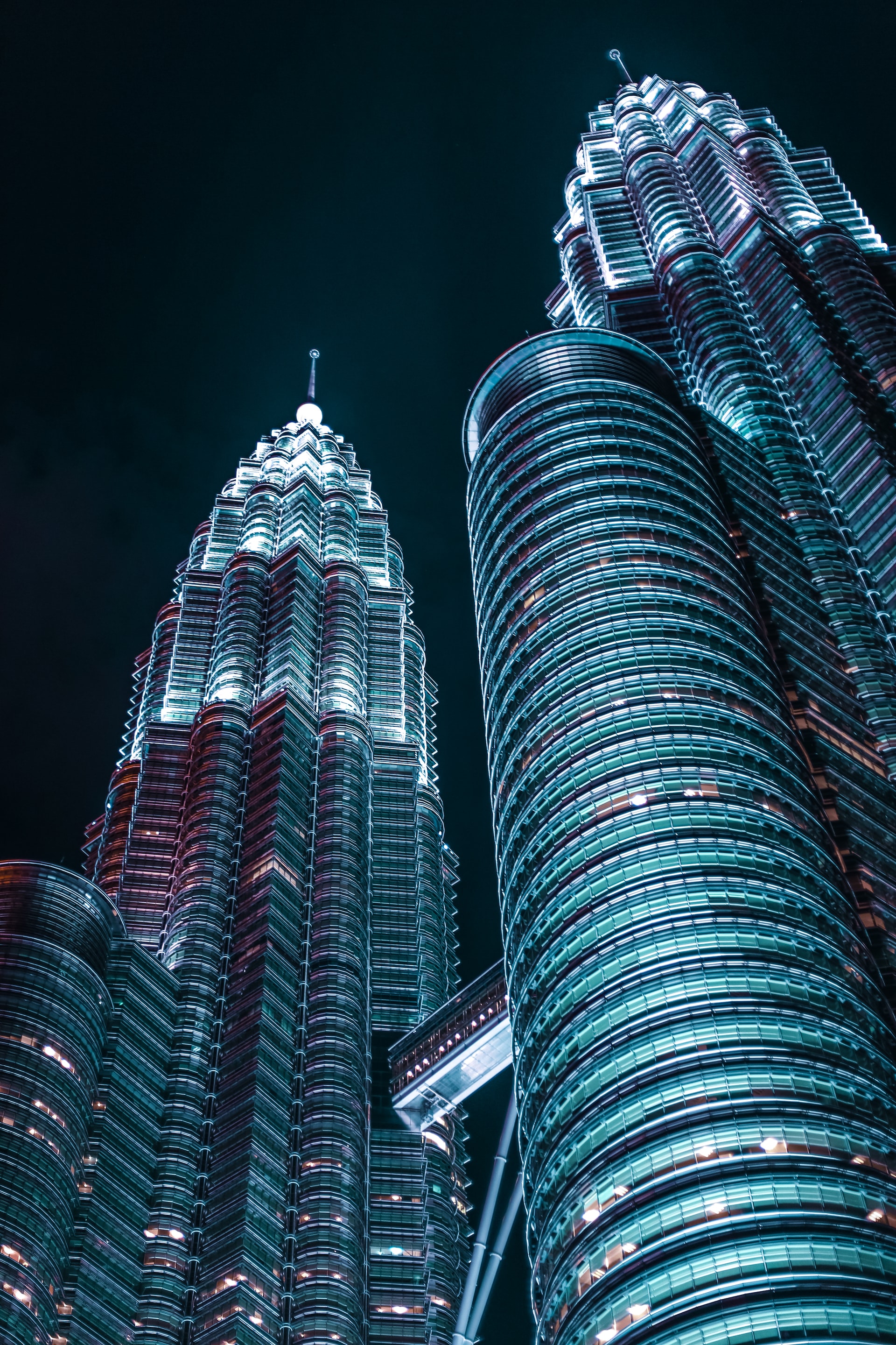 Petronas tower Skyscrapers In Malaysia