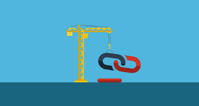 A crane supporting chainlinks (backlink)