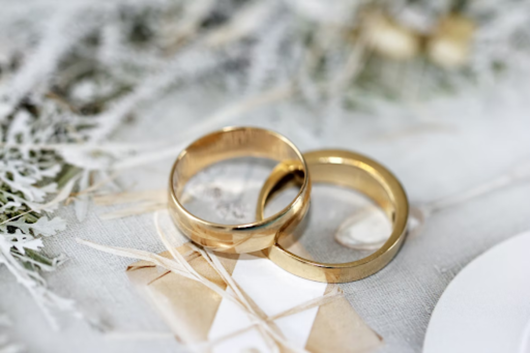 Is Marriage Still Worth It? Pros & Cons Of Getting Married In 2023