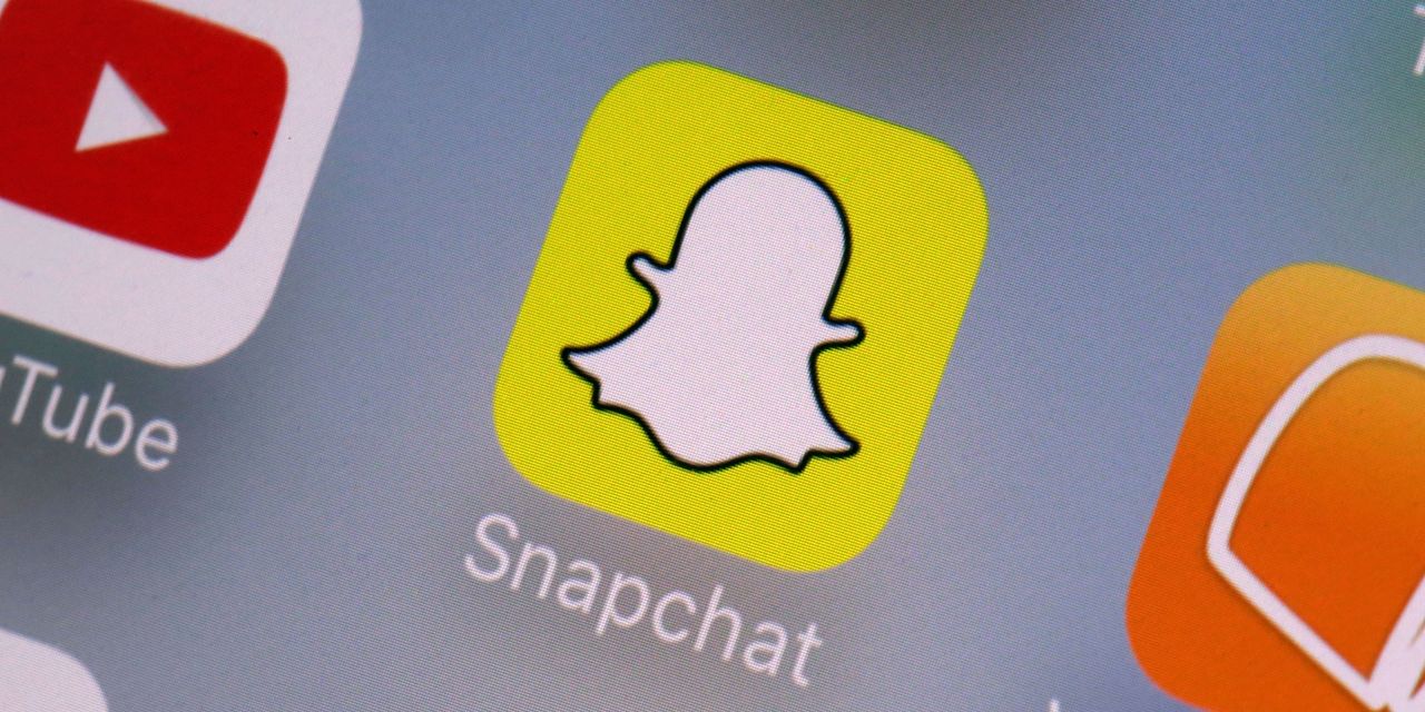 Snapchat application logo